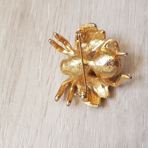 Beetle vintage brooch pin with pearls - Picture 2 of 3